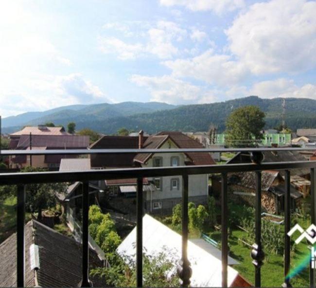 Hotel Гірка Skole Esterno foto