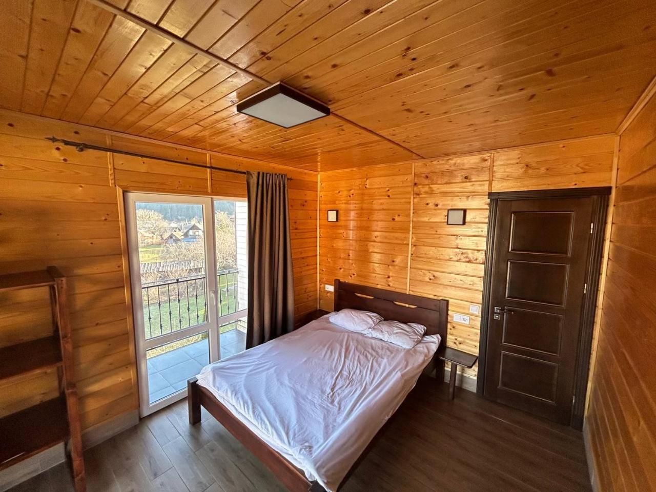 Hotel Гірка Skole Esterno foto