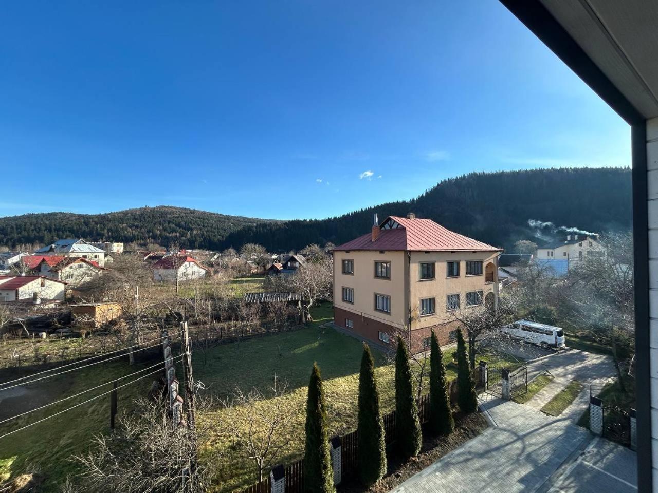 Hotel Гірка Skole Esterno foto