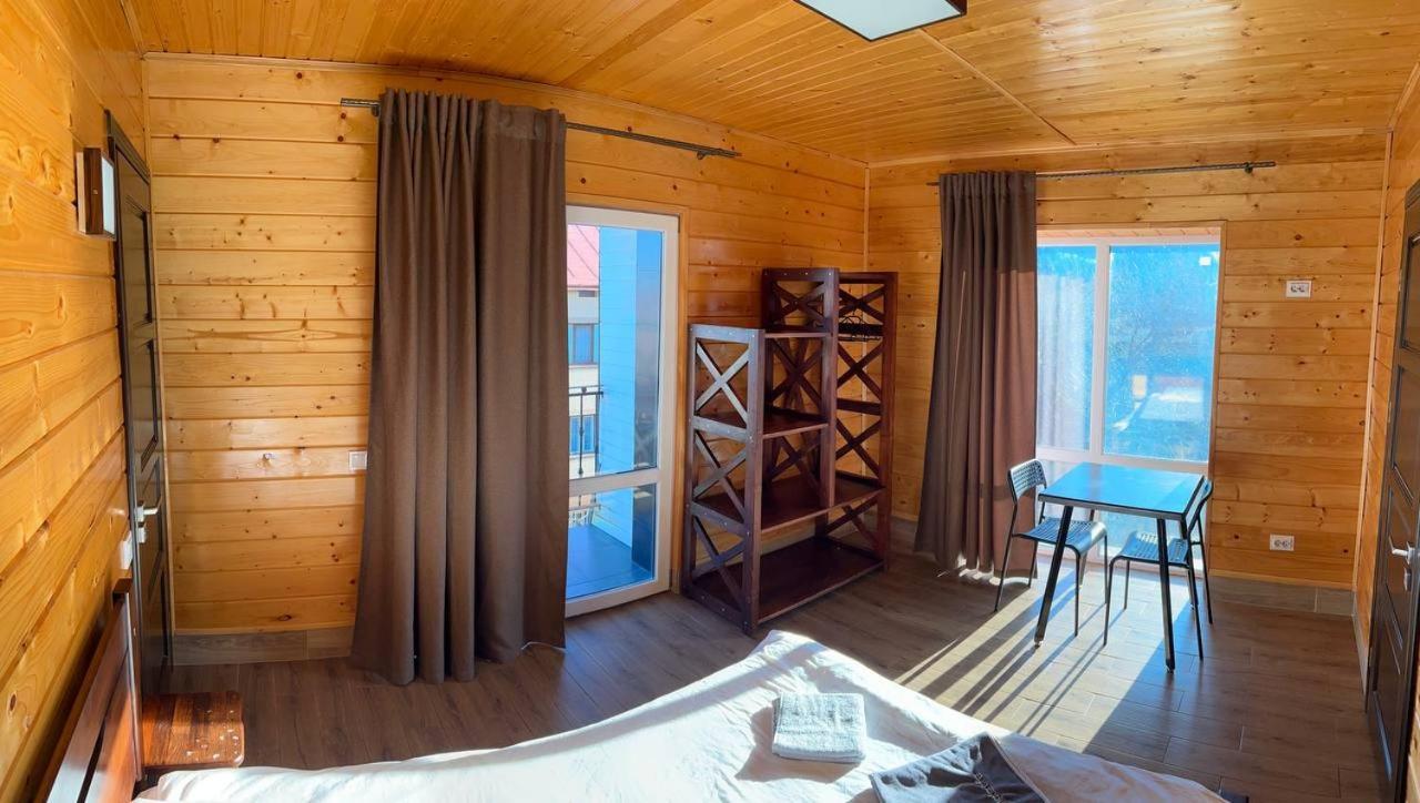 Hotel Гірка Skole Esterno foto