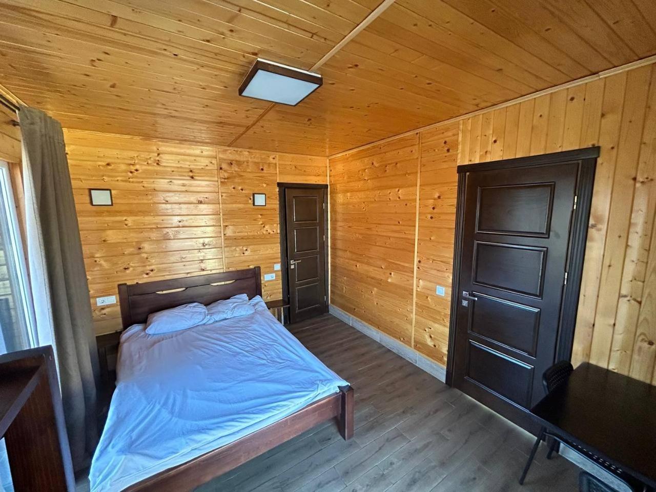 Hotel Гірка Skole Esterno foto